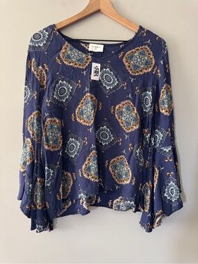 Everly | Navy Blue Floral Medallion Bell Sleeve Blouse | S